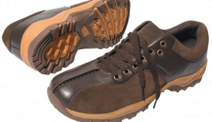 Trekking-Schuhe